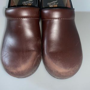 Dansko XP 2.0 Nurse Clogs